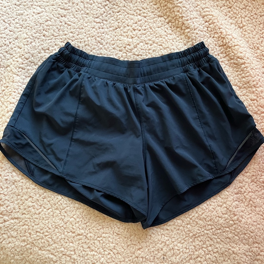 lululemon hotty hot short (4”)